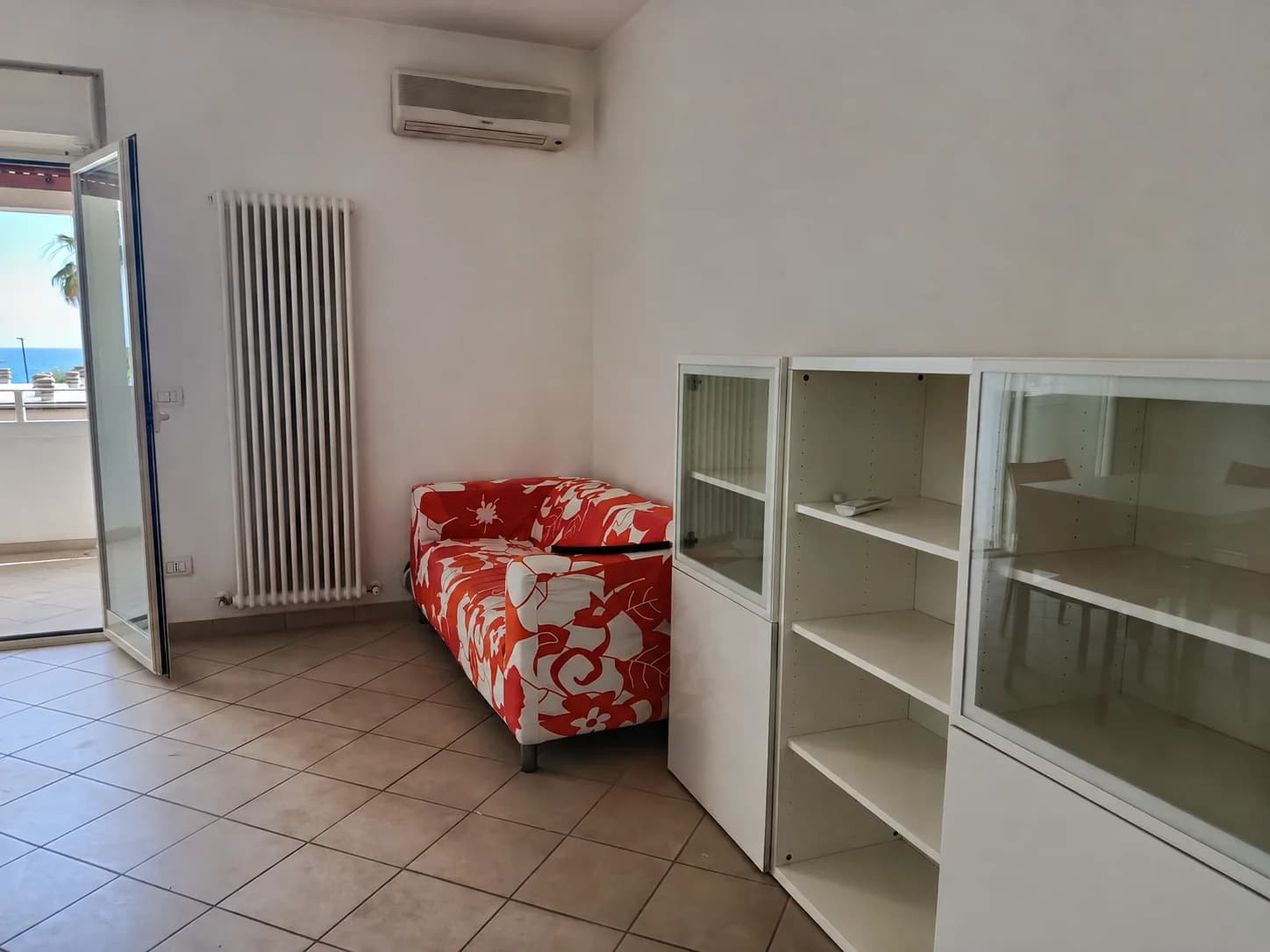 Soggiorno dell’appartamento Bellavista Blu con zona salotto